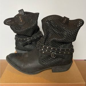 Matisse Coconuts Rawhide Booties